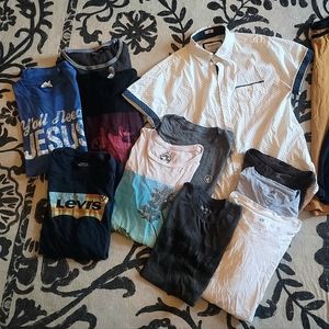 Lot of 12 mens small Tshirts, button up, long sleeved